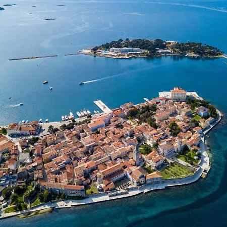 Zrinka-2 By Interhome Пореч