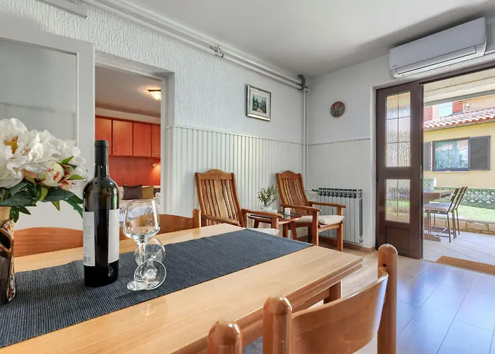 Zrinka-2 By Interhome Appartement