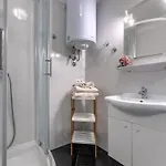 Zrinka-2 By Interhome Poreč