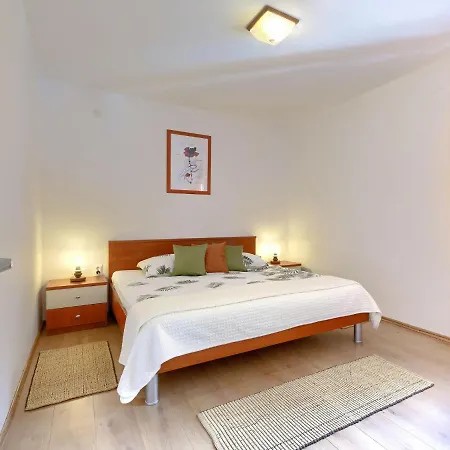 Zrinka-2 By Interhome * Porec