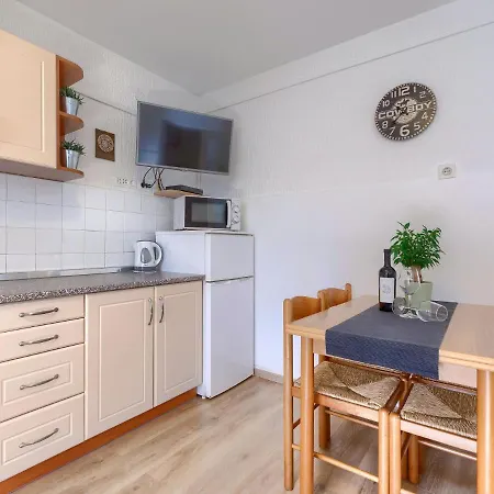 Zrinka.2 Apartment *