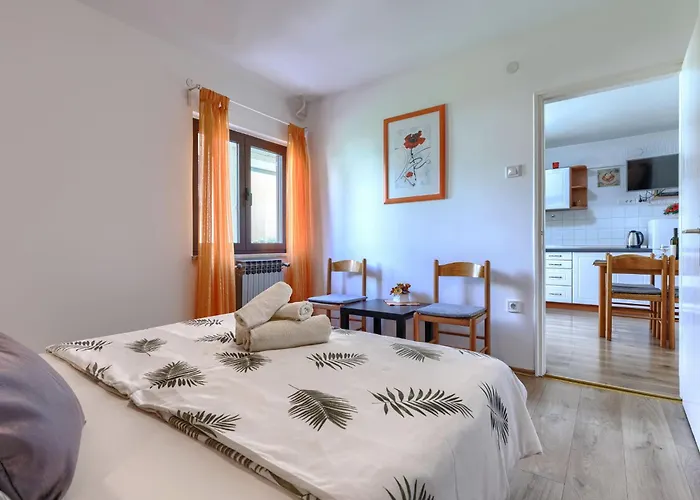 Zrinka-2 By Interhome Lägenhet